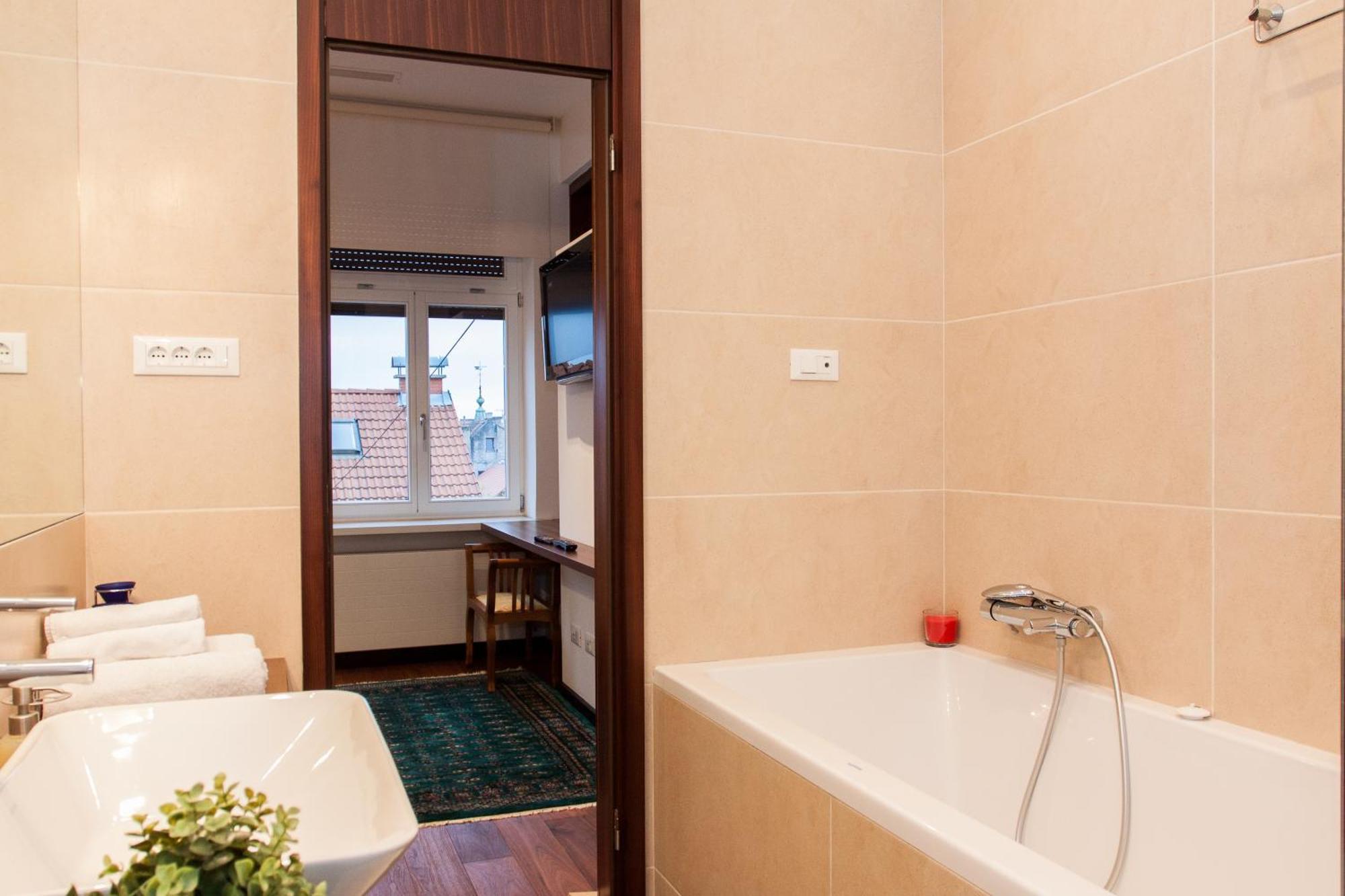 Centroom Apartments Zagreb Eksteriør bilde